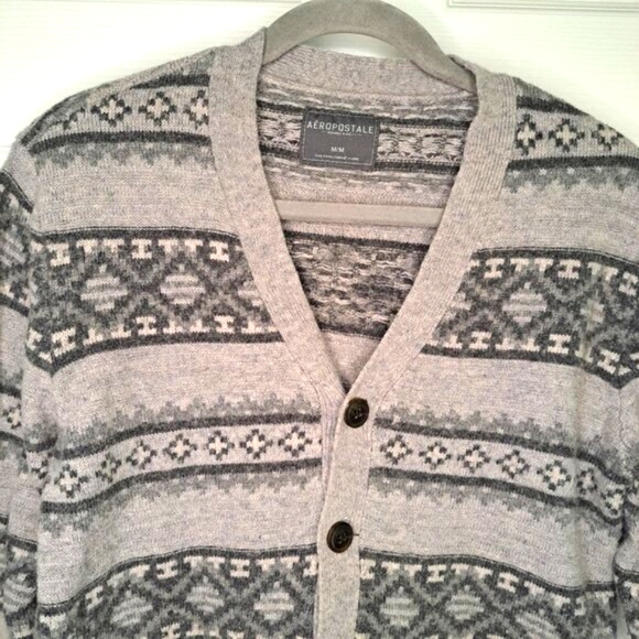 Aeropostale Wool Blend Button Up Gray Patterned V Neck Cardigan Size Medium - Picture 3 of 7